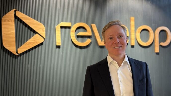 Johan Johansson - Uitvoerend directeur, Investeringen