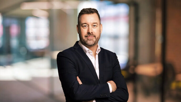 Fredrik Sjöström, partner, chef for national sikkerhed og forsvar, teknologistrategi, EY Sverige | IT-branchen