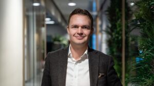 Jonas Karlsson talousjohtajaksi