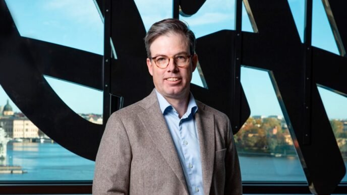 HiQ välkomnar tillbaka Fredrik Malm som ny Group CFO.