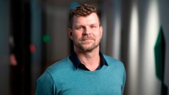 Petter Säterhed från MSB utsedd till Årets Trygghetsambassadör 2025 under Säkerhetsbanketten på Stockholmsmässan