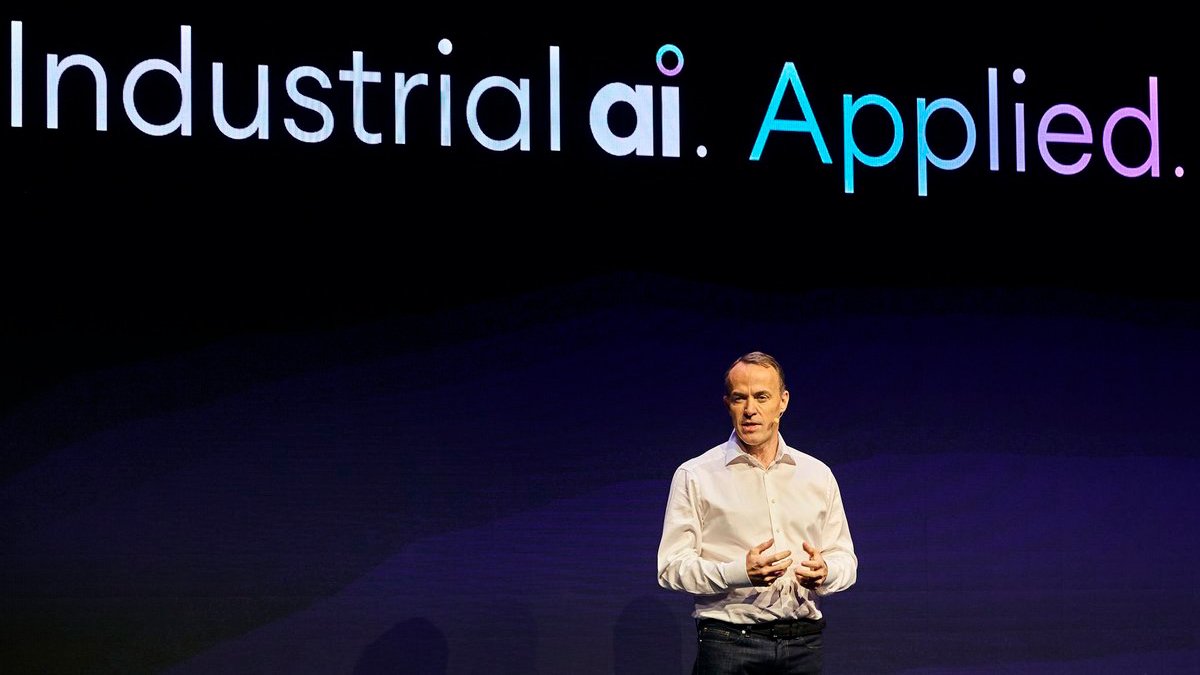 IFS industriell AI – IFS industriell AI visar verkliga scenarier genom branschspecifika tillämpningar | IT-Branschen