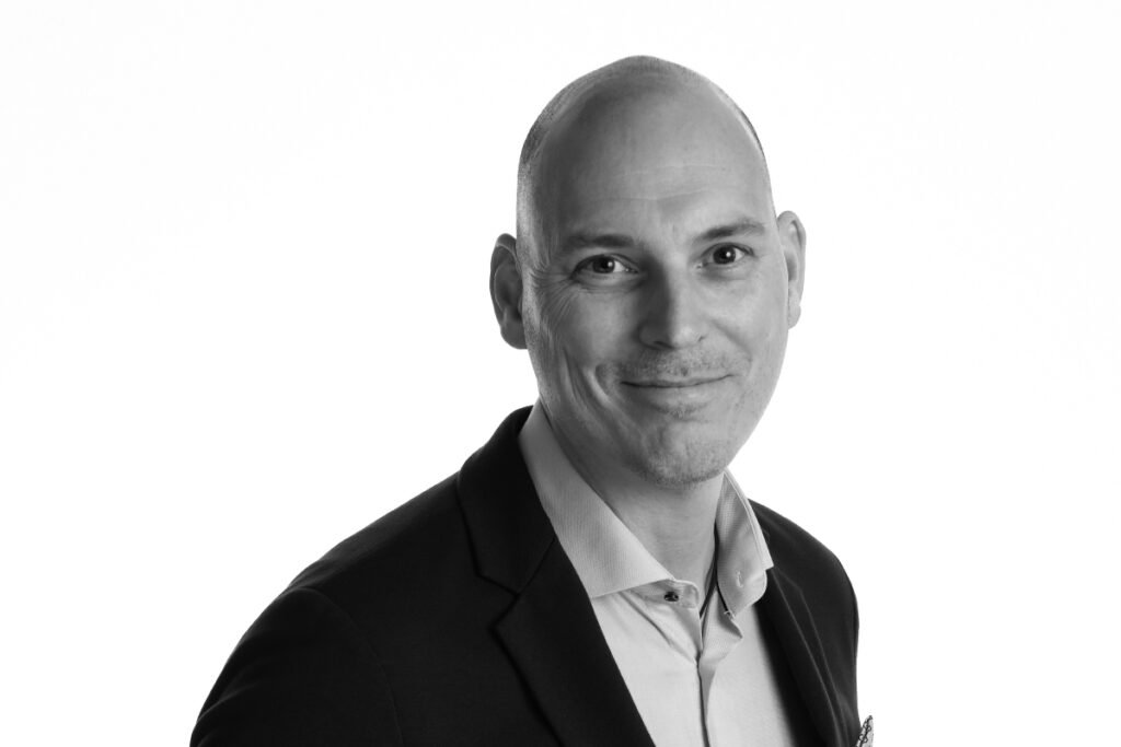 Lenovo AI Invisible IT – Neuer Bericht von Lenovo: Wie KI und Invisible IT die Arbeitserfahrung von Mitarbeitern verbessern können | IT-Branche