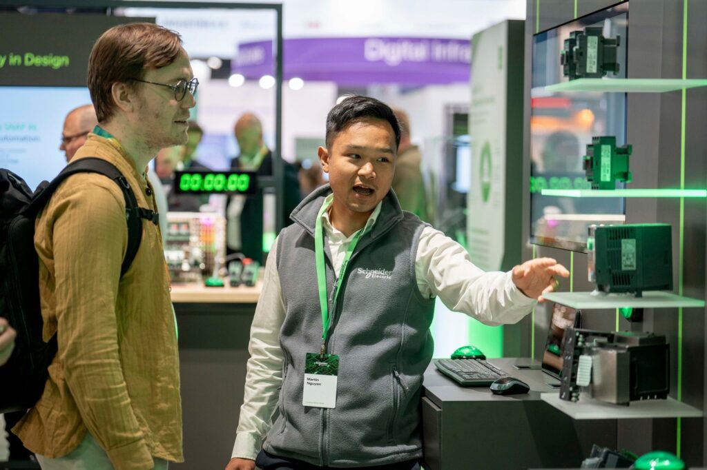 IT-branche Schneider Electric – Schneider Electric presenteert agent-gebaseerde productie op Hannover Messe 2026 | IT-industrie